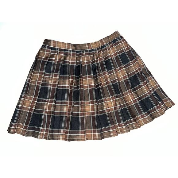 Urban coco women’s brown & black pleaded skirt with built in shorts - Picture 5 of 10